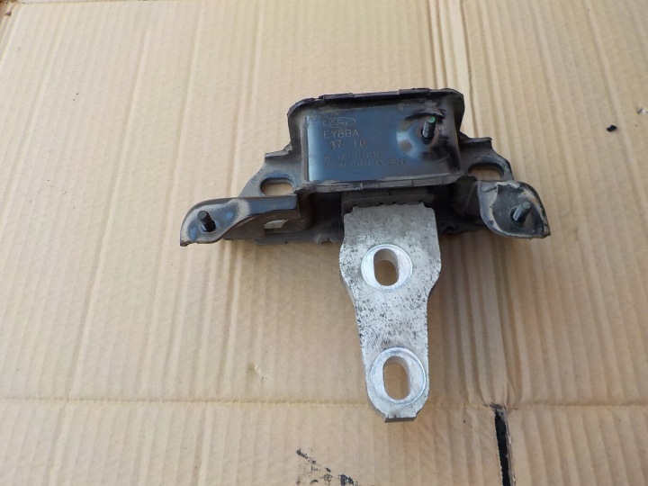 Stütze getriebehalter getriebestütze getriebelager ford fiesta mk7 1,6 tdci 2010r