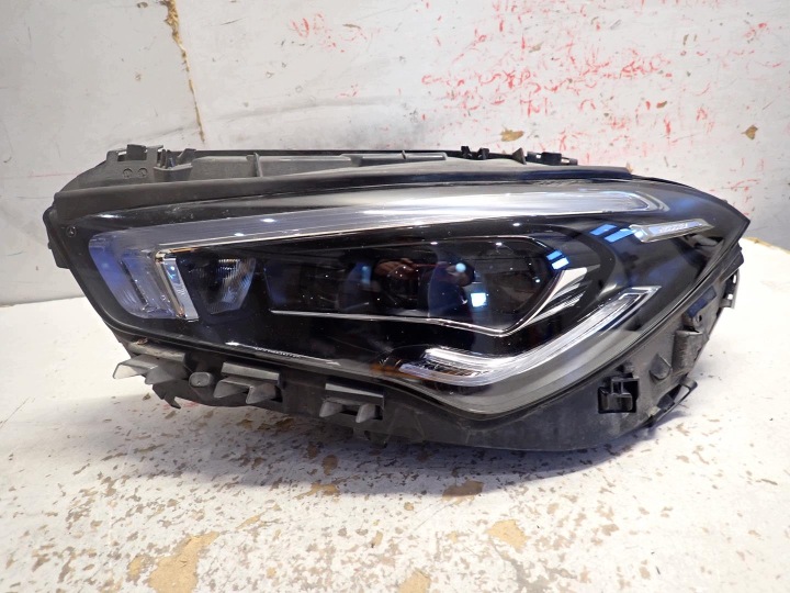 Licht vorne vorne links MERCEDES CLA W118 2018- FULL LED A1189068900