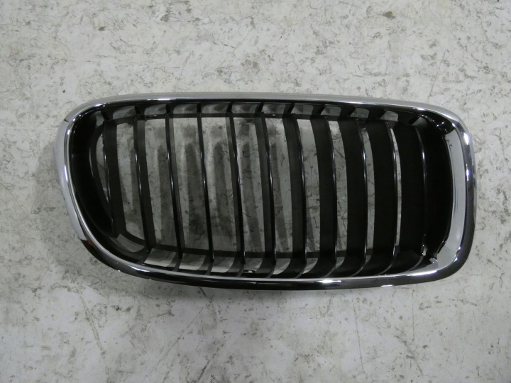 BMW 3 F30 F31 lift salberk Nieren Grill Grill rechts
