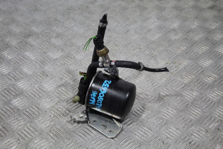 Filtre Carburant Boîte A-KLASA W176 A6420906552
