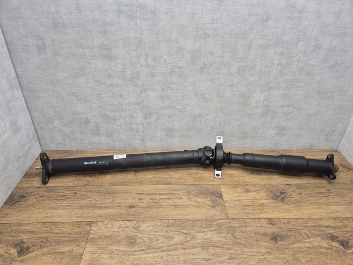 BMW F30 F31 F32 F33 F36 Antriebswelle vorne DIESEL 30D 35D X-DRIVE 8651301