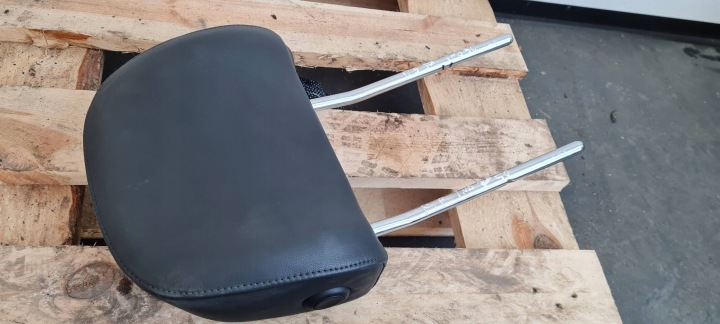 Q5 80A kopfstuetzen SITZ rechts vorne Leder SKORZANY 80A881904AA
