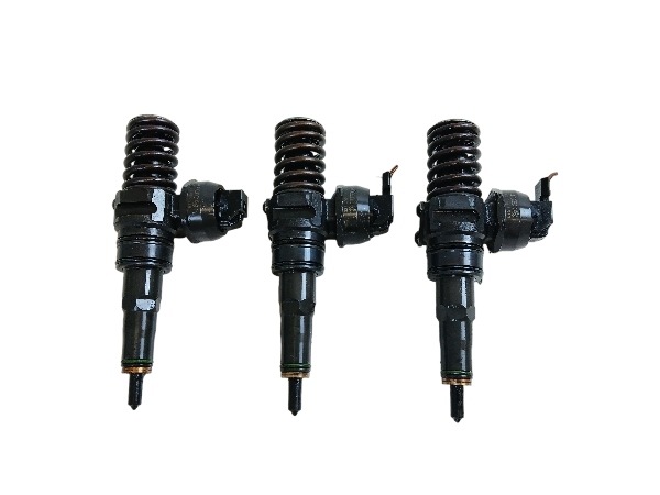 VW GOLF V TOURAN et PASSAT B6 1.9 TDI injecteur 038130073AG