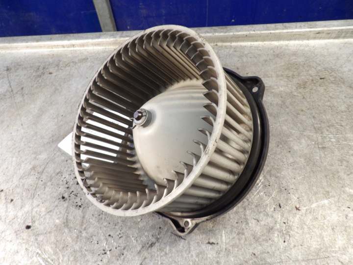 Mazda 6 a ventilátor topení 894000-0232 HB111 GJ6BA002 2L9