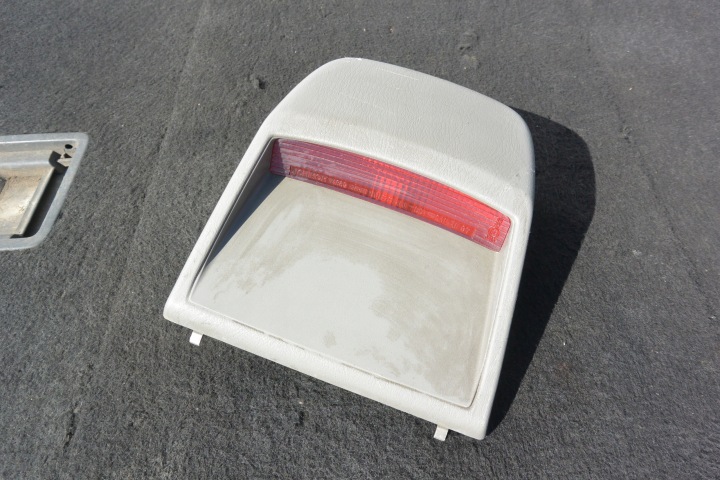 TRZECIE FEUX PHARE STOP ARRIÈRE NISSAN MAXIMA QX A33
