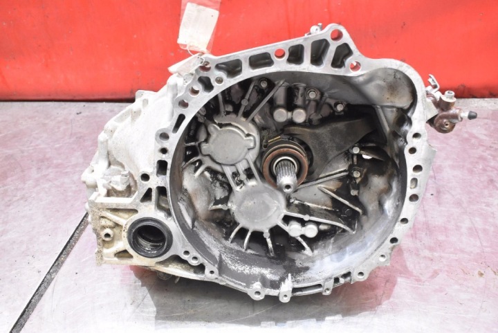 Getriebe TOYOTA VERSO 2.0 D-4D 126 KM 09-13