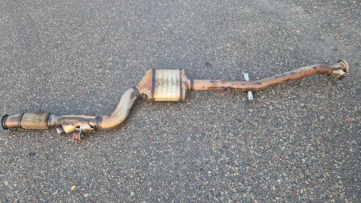 Marmitta sistema scarico completo auto usato media 2054900614 MERCEDES W205 2.2 CDI