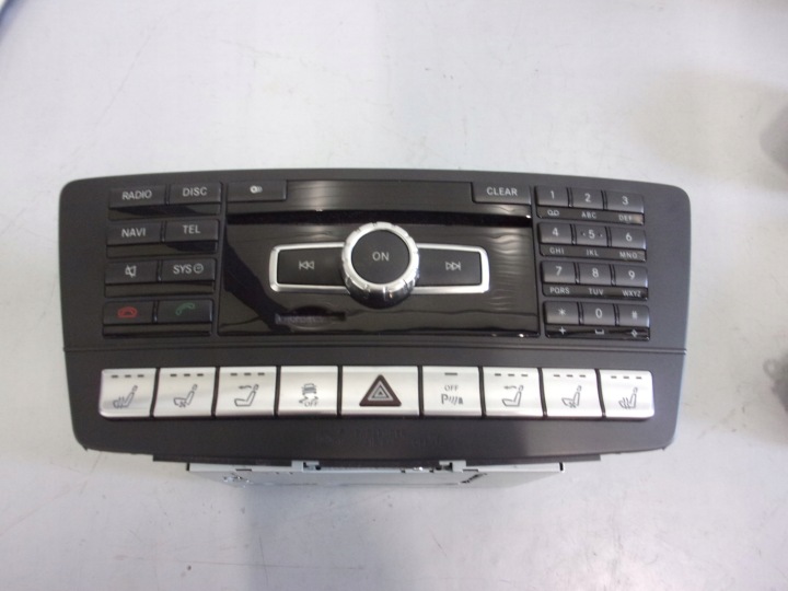 MERCEDES R231 SL 231 SL231 AMG RADIO COMAND USA A2319000602