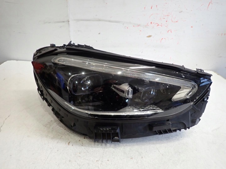 FEUX PHARE AVANT AVANT DROIT MERCEDES C-KLASA W206 2021- FULL LED A2069065404