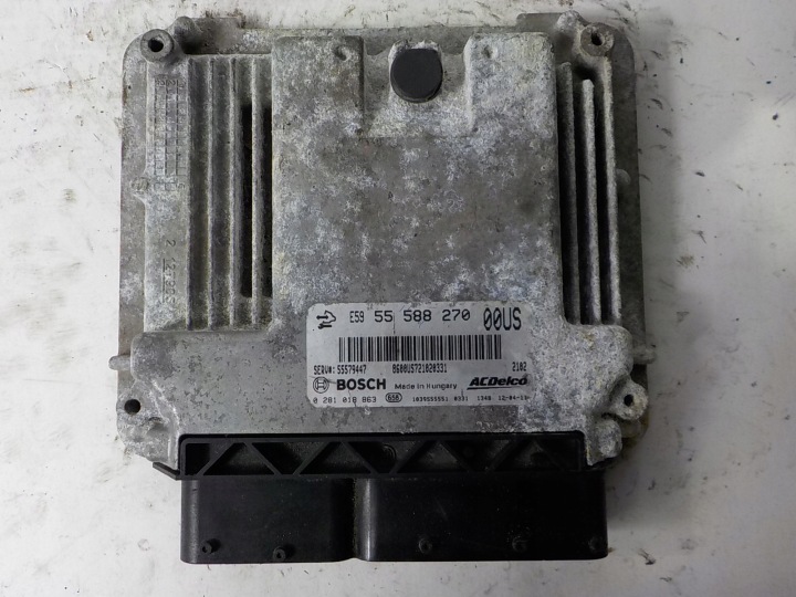 OPEL számítógép Vezerlő egység 55588270 0281018863 00US