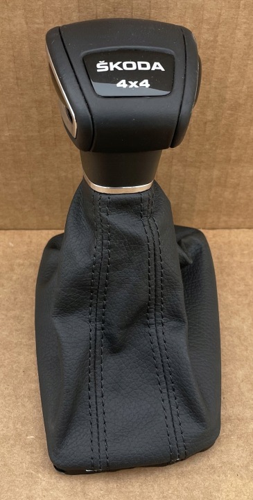 Pommeau Guêtre SKODA KAROQ KODIAQ 4x4 DSG Cuir, en cuir Original 566713123L