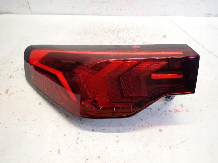 Licht heck hinten links BMW X2 U10 2022- F03901000G