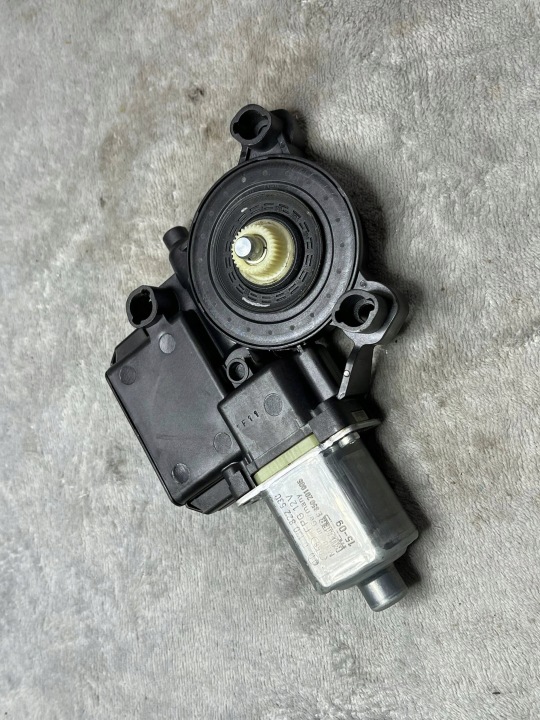 VW SEAT SKODA Motor Fenster 6R0959802DL !J