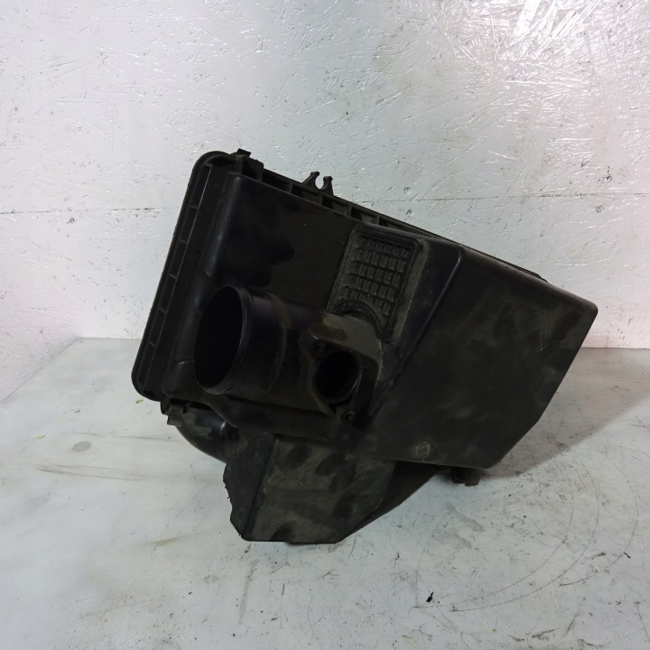 MAZDA 6 2.2D cover of a filter, air K3804