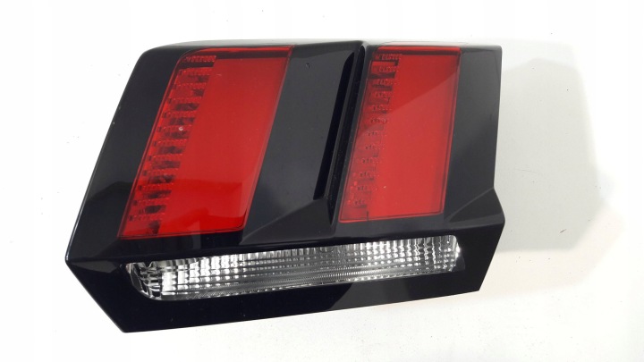 Peugeot 3008 II light rear right 9810477780 (R236)