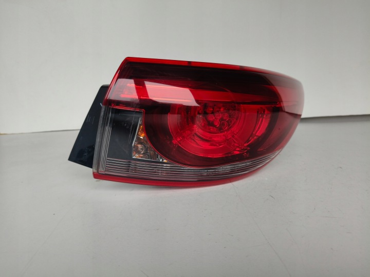 LICHT RECHTS HINTEN MAZDA 6 GJ SEDAN 15- LIFT LED