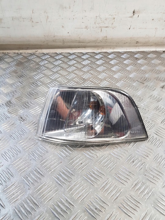 indicator left front 18A114B VOLVO V40 and