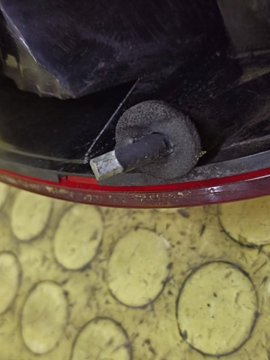 VW FOX LAMPA ВЕДНАГА СЕ ВРЪЩА 7
