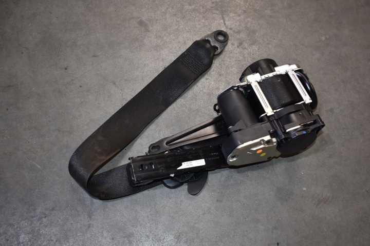 perfect condition seat belt front front right PORSCHE PANAMERA 971 1 9