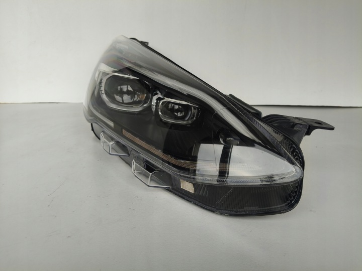 Licht rechts REFLEKTOR FORD FOCUS MK4 18- FULL LED
