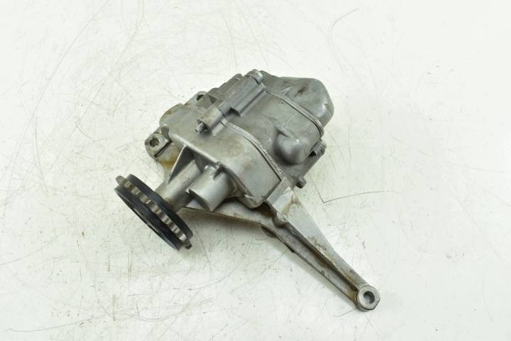 oil pump MERCEDES W202 W203 W210 W209 C208 C209 2.4 3.2 V6 1121810101