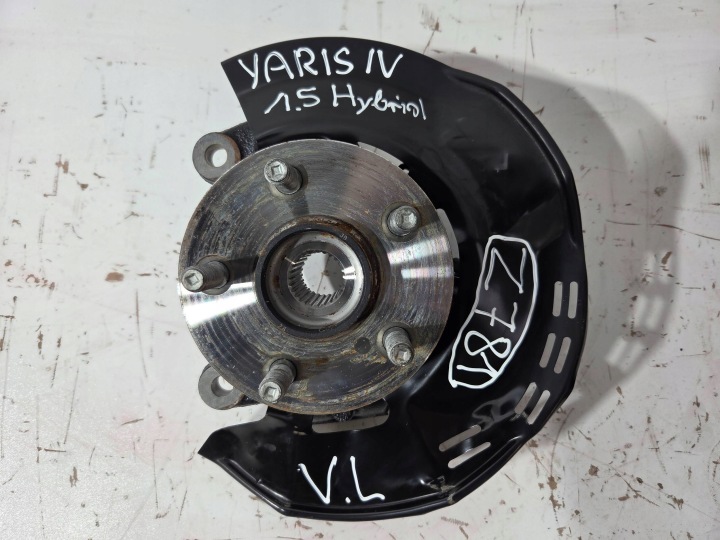 Toyota Yaris IV XP210 Achsschenkel Radnabe Radlager vorne links FS59L (Z781)