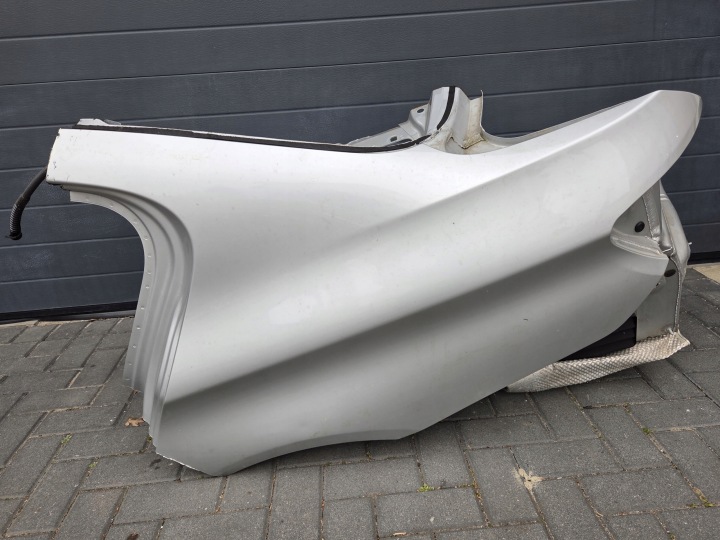 BMW 5' F10 Aile Longeron Côté Gauche Arrière 354 TITAN SILBER METALLIC
