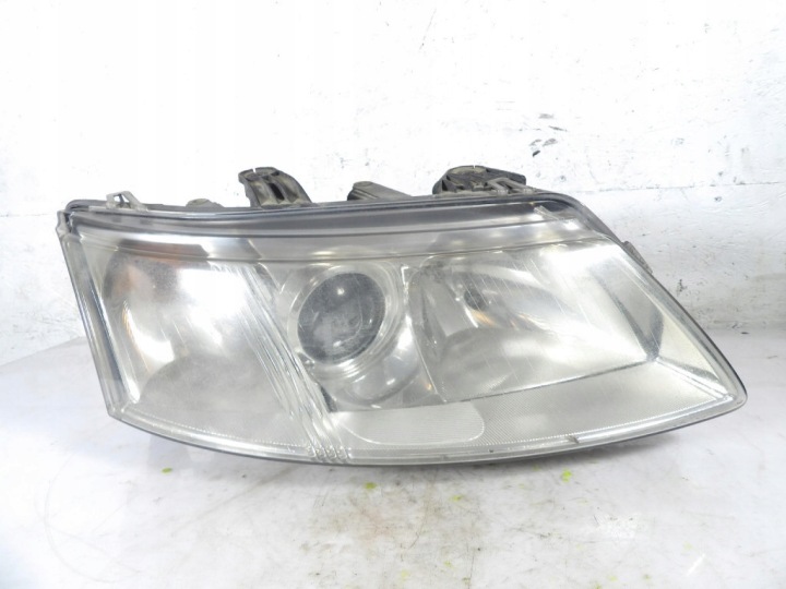 SAAB 93 REFLEKTOR rechts 155820