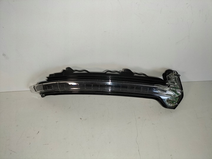 Blinker Blinkerleuchte außenspiegel rechts AUDI TT TTS 14- AUDI R8 15