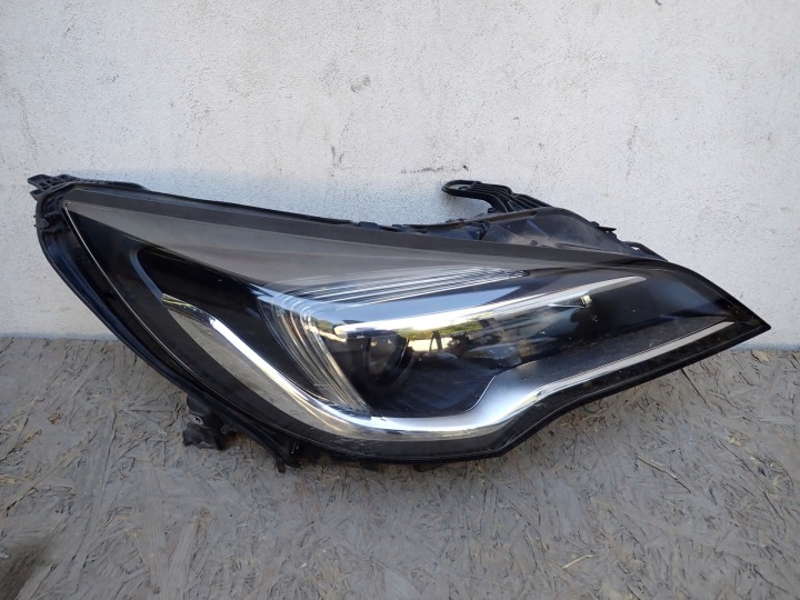 light right REFLEKTOR right LED OPEL ASTRA 5 V K B16 2015- 39187261