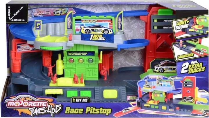 Majorette tune up's race pitstop, majorette