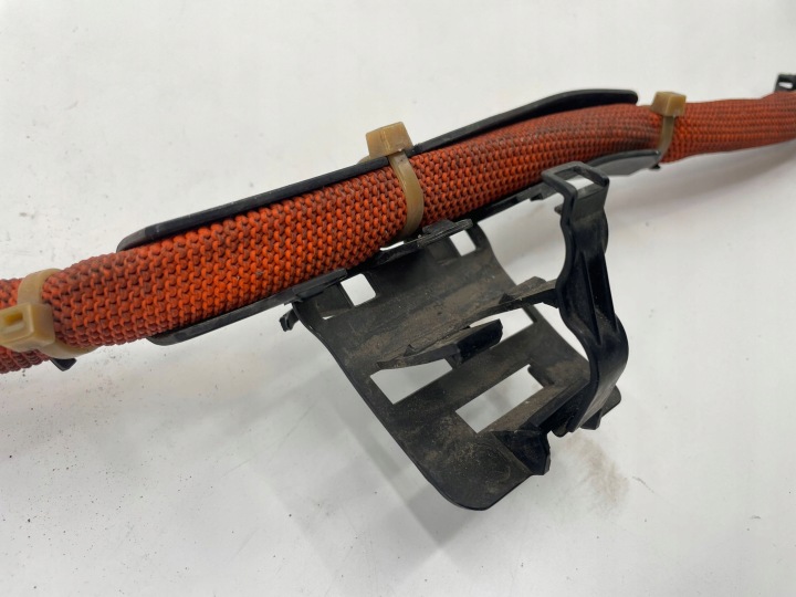 BMW 3 F30 F35 F31 2018 High voltage cable 8