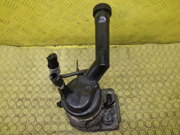 CITROEN C4 PICASSO Pompe direction assistée 9681965580