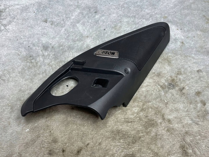 Haut parleur SLUPKA Droite CANTON SKODA OCTAVIA III 5E0837974A !J