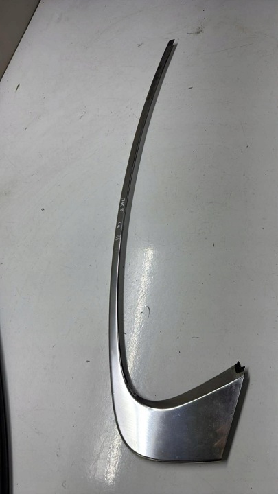 lista CHROM ajtó jobb far JAGUAR XE gx73-255a60-ad SEDAN