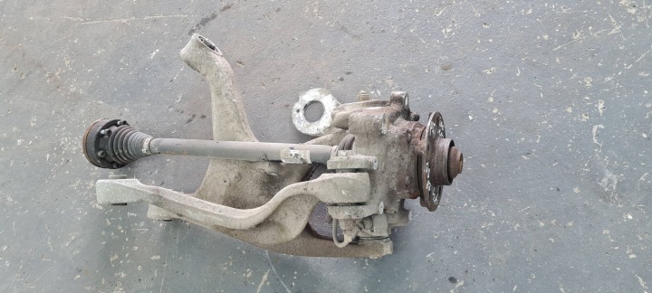 Q5 8R SQ5 glavčina vilica vilica strana desna desni stražnji dio 8R0505432C