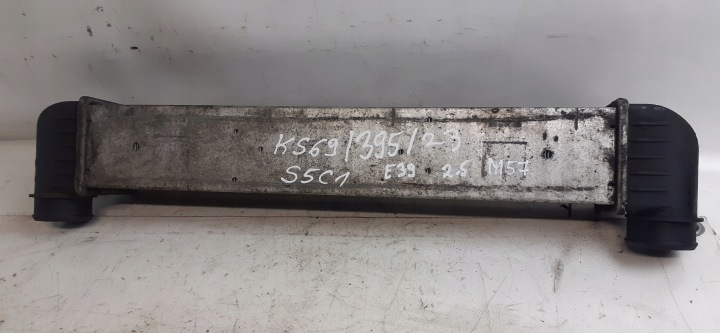 BMW E39 E38 3,0d 2,5d 2,0d hüttö INTERCOOLER