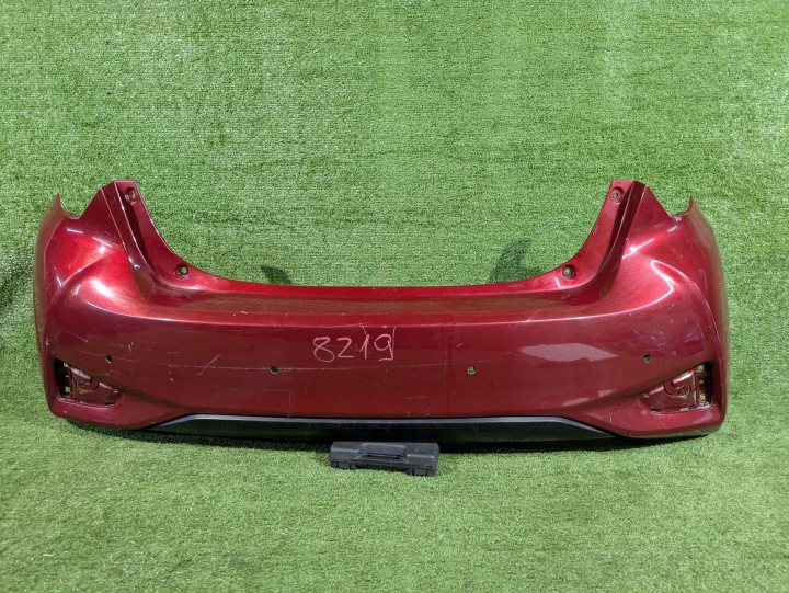 Paraurti posteriore posteriore TOYOTA YARIS III LIFT 17- NR.Z8219