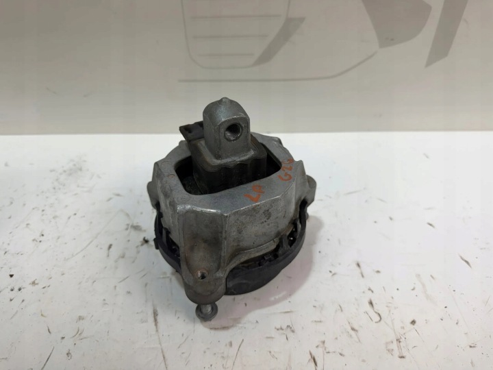 supporto Supporti motore usato sinistra BMW G20 G26 G29 G30 6860465