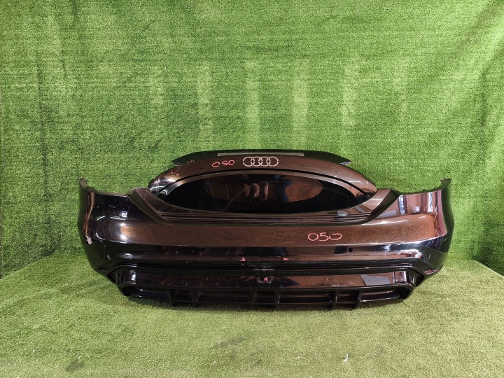 pare choc TYLNI arrière porte du coffre/hayon coffre AUDI E-TRON GT NR.Z055