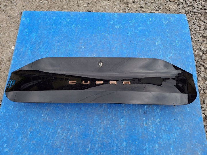 blende schutzkappe auf heckklappe CUPRA LEON LIFT KOMBI 2024R->
