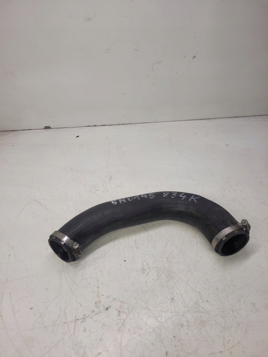 vedení hadice intercoolera AUDI Q3 VW 5N0145834K