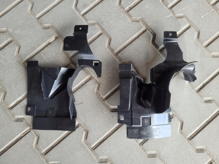 Blende Abdeckung des Kotflügels vorne vorne rechts 31497194 VOLVO S60 III V60 II 2.0 D 3