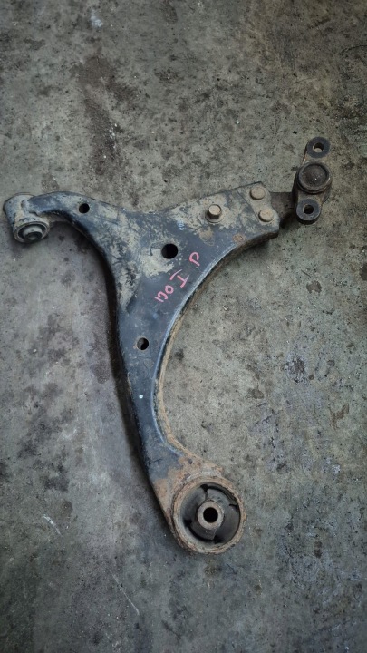 KIA CEED und LIFT HYUNDAI I30 und LIFT Querlenker links rechts vorne 2006-12R