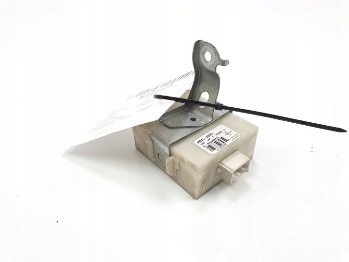 modul des zentralen Tueroeffner 89741-05070 TOYOTA AVENSIS T25