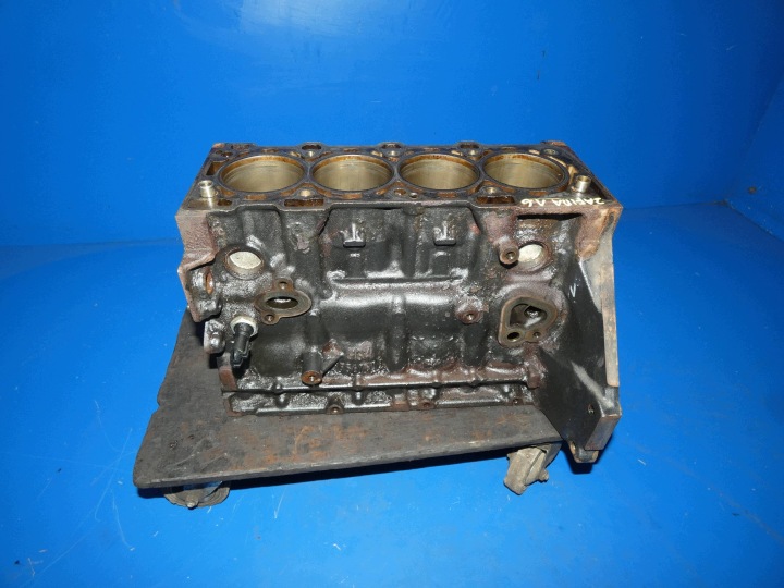 OPEL ZAFIRA B ASTRA H INSIGNIA A 1.6 16V A16XER BLOK of the engine