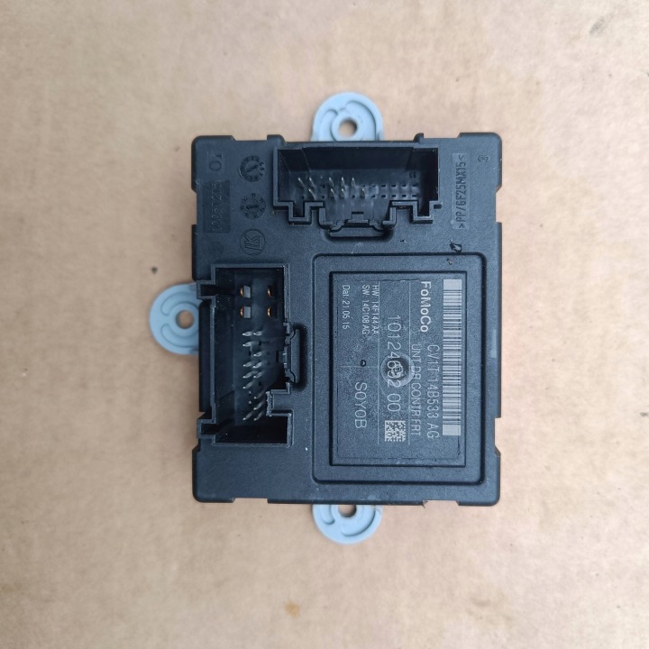 Ford Fiesta MK7 LIFT 2015 Avant Bouche buse Droit Unité de contrôle / Module Portière