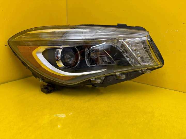 Licht rechts Mercedes CLA W117 Xenon Led ILS USA A1179066200