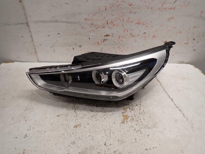 Feux phare Avant Avant Gauche HYUNDAI I30 III 2017- FULL LED 92101-G4100