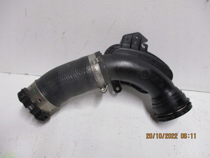 rohr luft LAND ROVER GJ32-6C780-AA